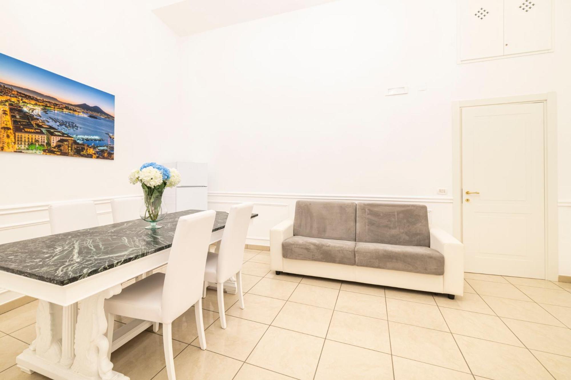 Montesanto Apartment *